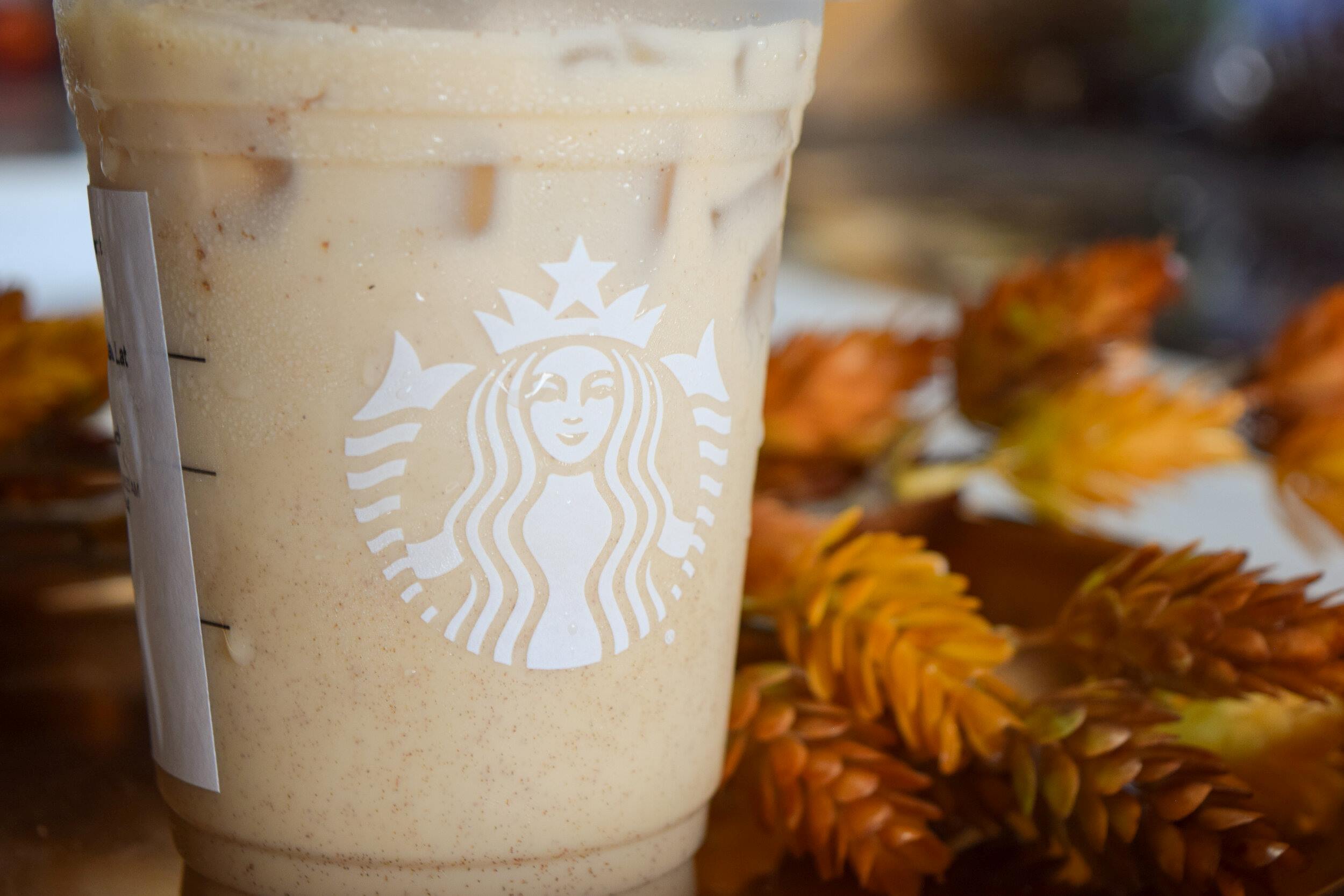 Is Starbucks Oat Milk Gluten-Free? Exploring Dietary Restrictions